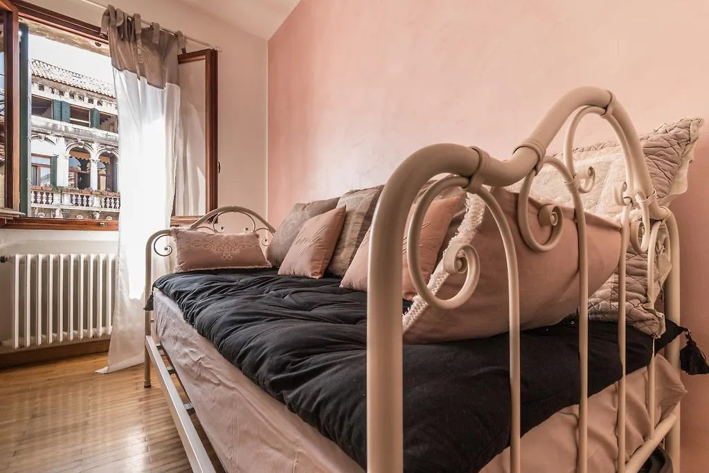 Casa Dell'Artista Apartment Venice
